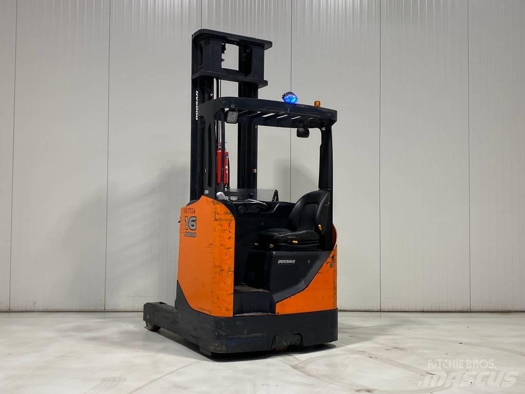 Doosan BR16JW-7 Reachtruck