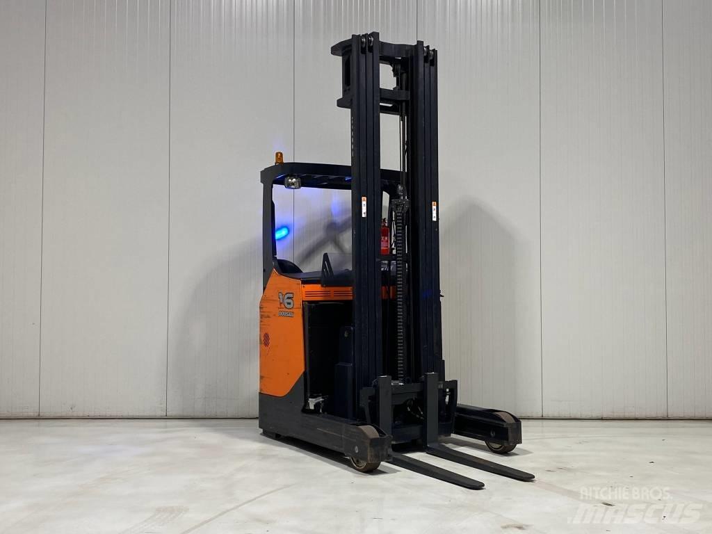Doosan BR16JW-7 Reachtruck
