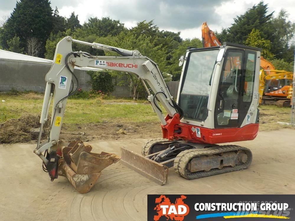 Takeuchi TB228 Minigravemaskiner