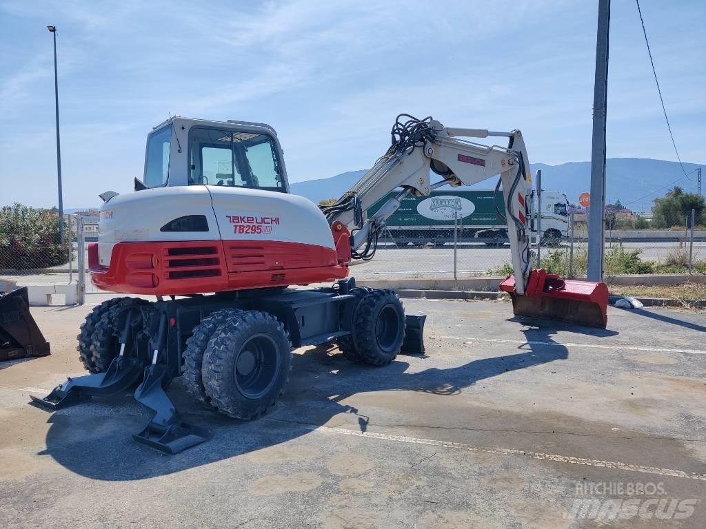Takeuchi TB 295 W Gravemaskiner på hjul