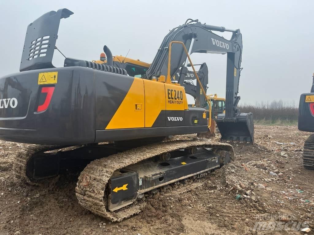Volvo EC240BLC Gravemaskiner på larvebånd