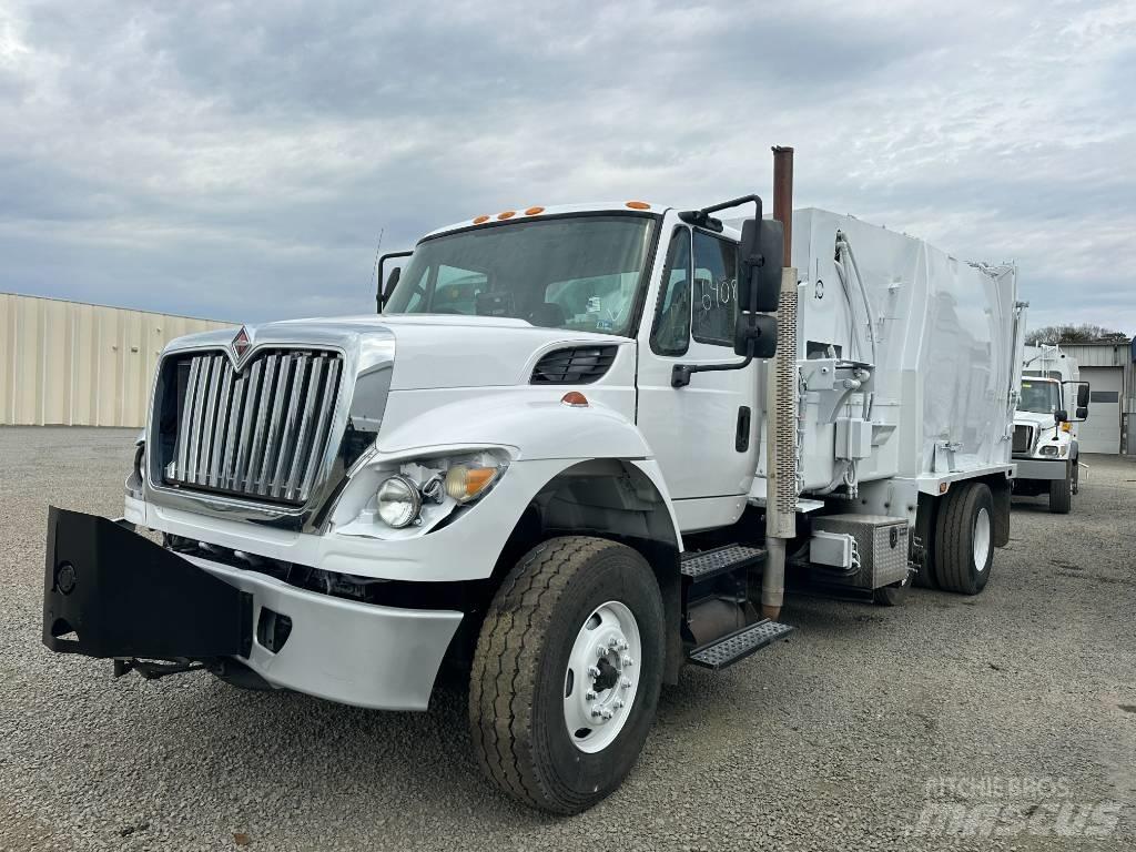 International 7500 Renovationslastbiler