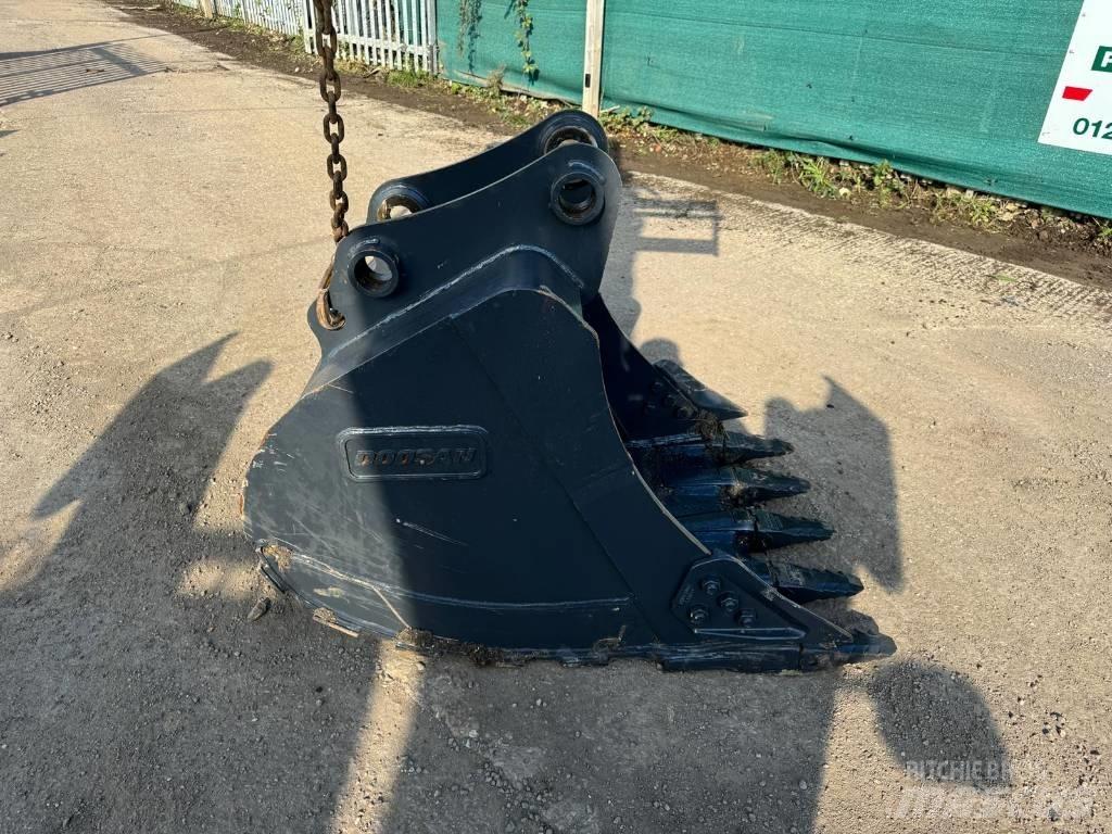 Doosan DX 140 LC Skovle