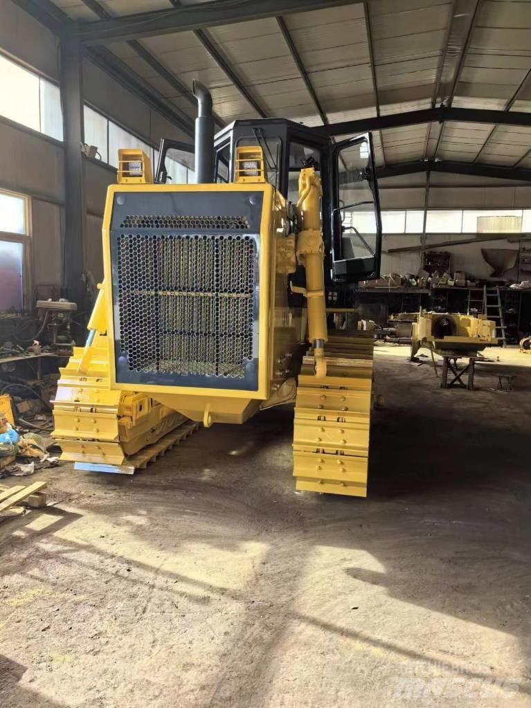 Shantui SD 22 Bulldozer på larvebånd