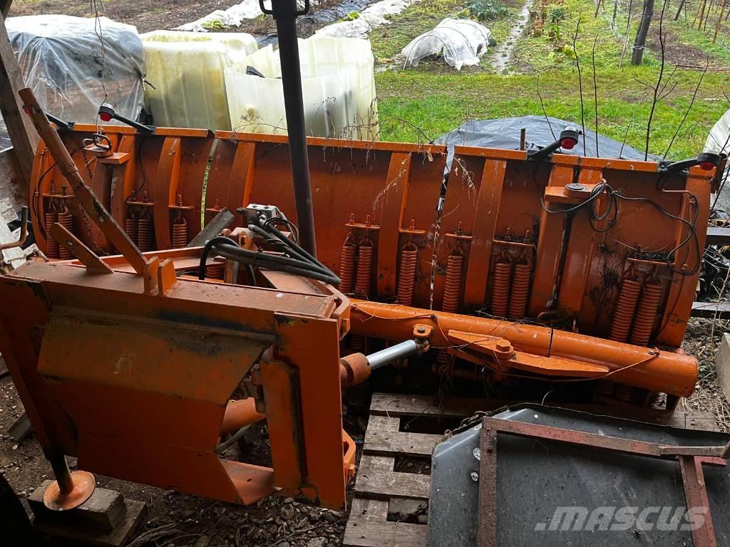  BOMBELLI LAMA 3 MT Sneskovle og -plove