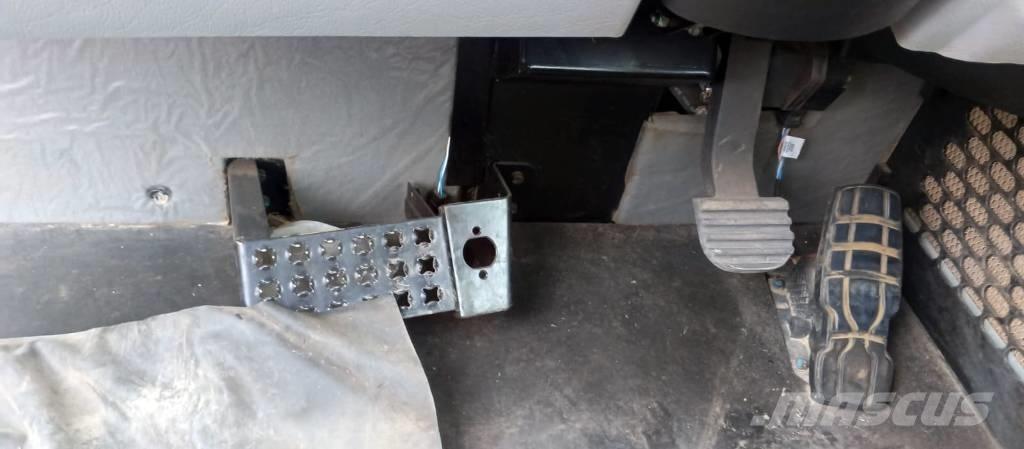 CAT 730 C 2 Terrængående lastbiler