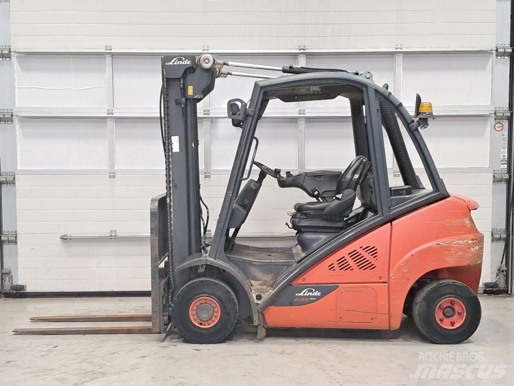 Linde H25D-02 Diesel gaffeltrucks