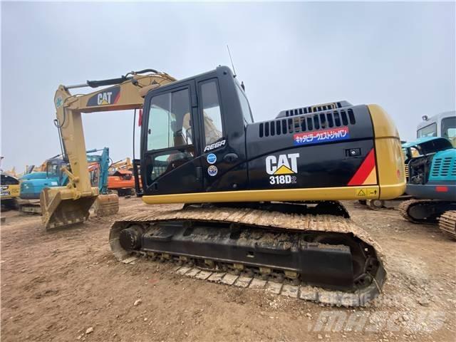 CAT 318D2 Gravemaskiner på larvebånd
