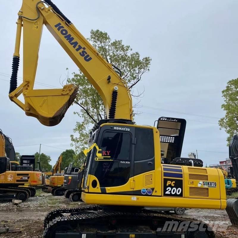 Komatsu PC 200 LC-8 Gravemaskiner på larvebånd