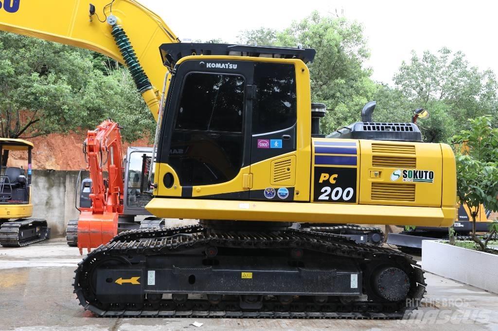Komatsu PC 200-8 Minigravemaskiner