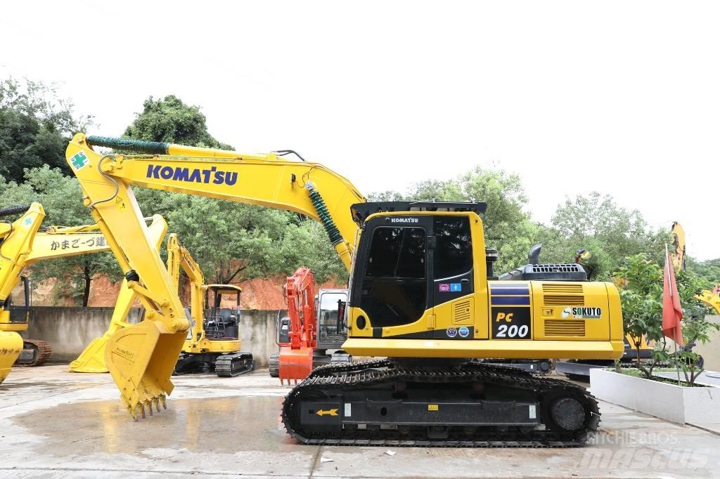 Komatsu PC 200-8 Minigravemaskiner