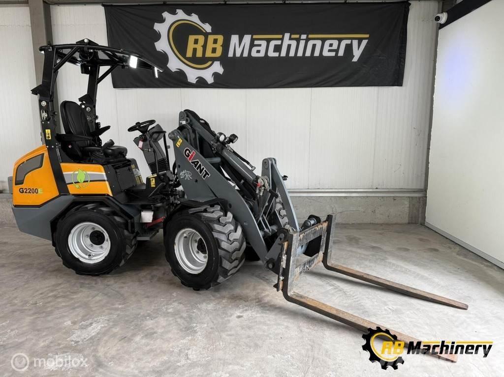 GiANT G2200E Læssemaskiner på hjul