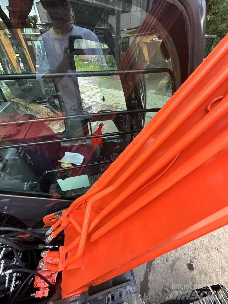 Hitachi ZX 70 Gravemaskiner på larvebånd