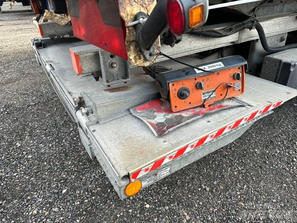 Krone SD Semi-trailer med Gardinsider
