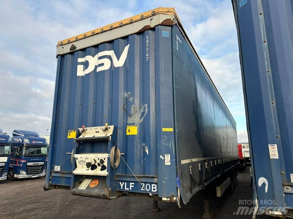 Krone SD Semi-trailer med Gardinsider