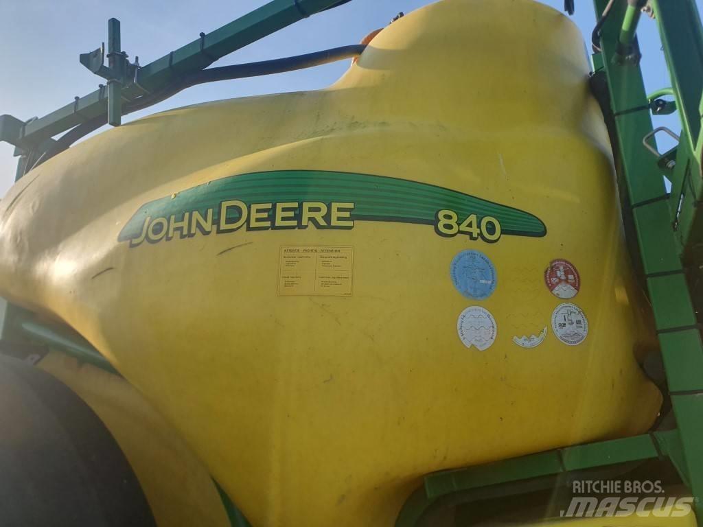 John Deere 840 Trailersprøjter