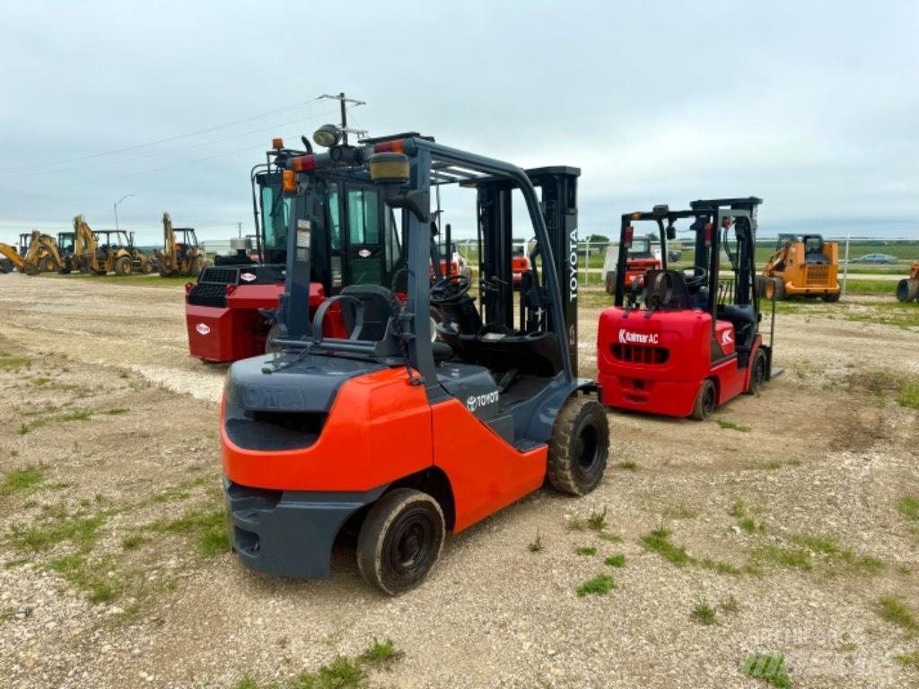 Toyota 8 FG U 25 Gaffeltrucks - andre
