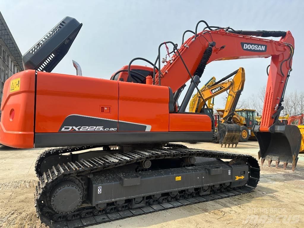 Doosan DX 225LC-9C Gravemaskiner på larvebånd