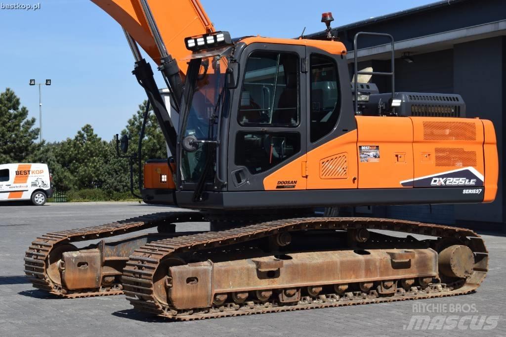 Doosan DX 255 LC-7 Gravemaskiner på larvebånd