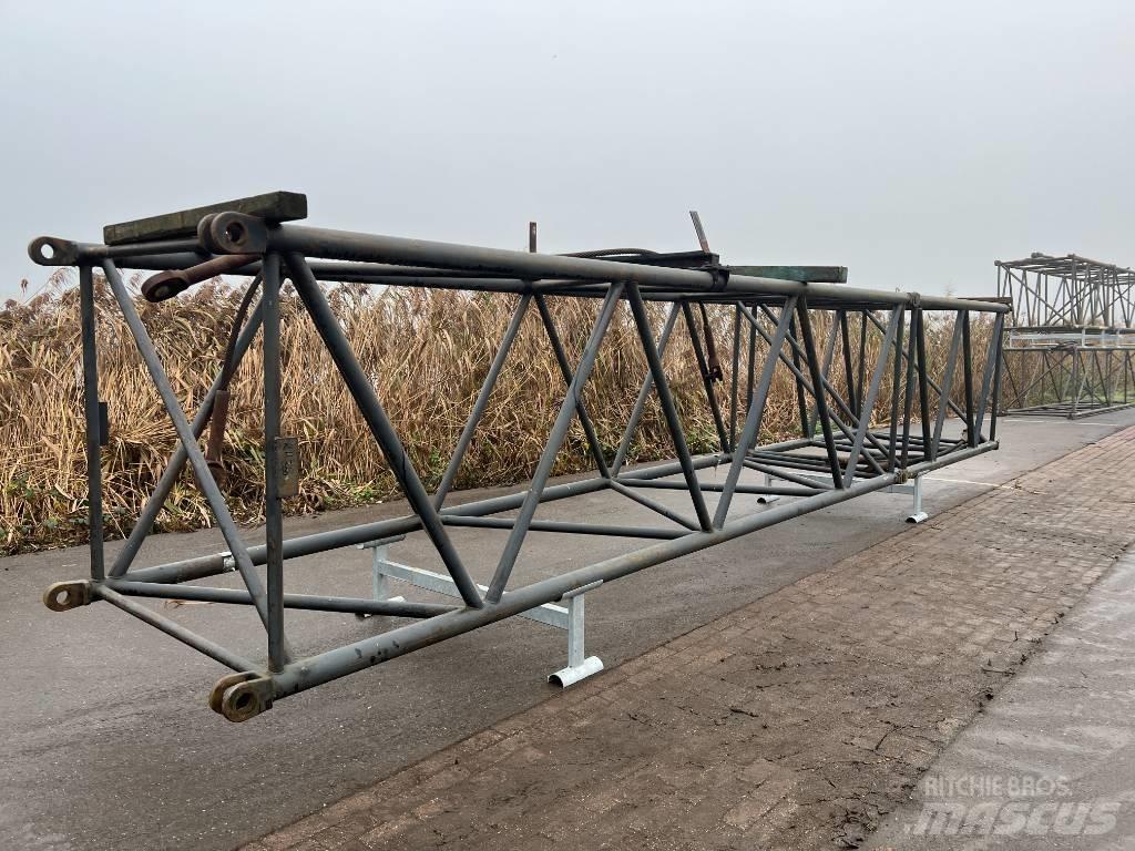 Hitachi KH 300 Krandele og udstyr