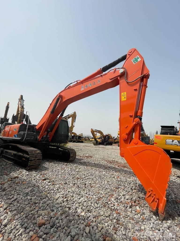 Hitachi ZX 360 Gravemaskiner på larvebånd
