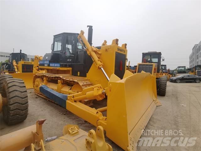 Shantui SD 22 Bulldozer på larvebånd