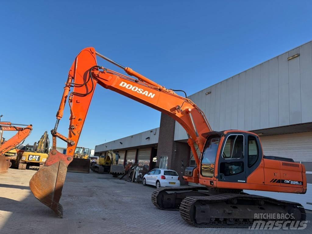 Doosan DX255LC Gravemaskiner på larvebånd