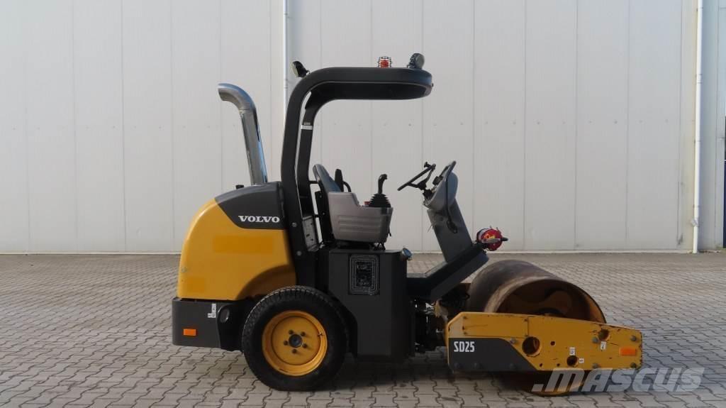 Volvo SD 25D Enkelt tromle