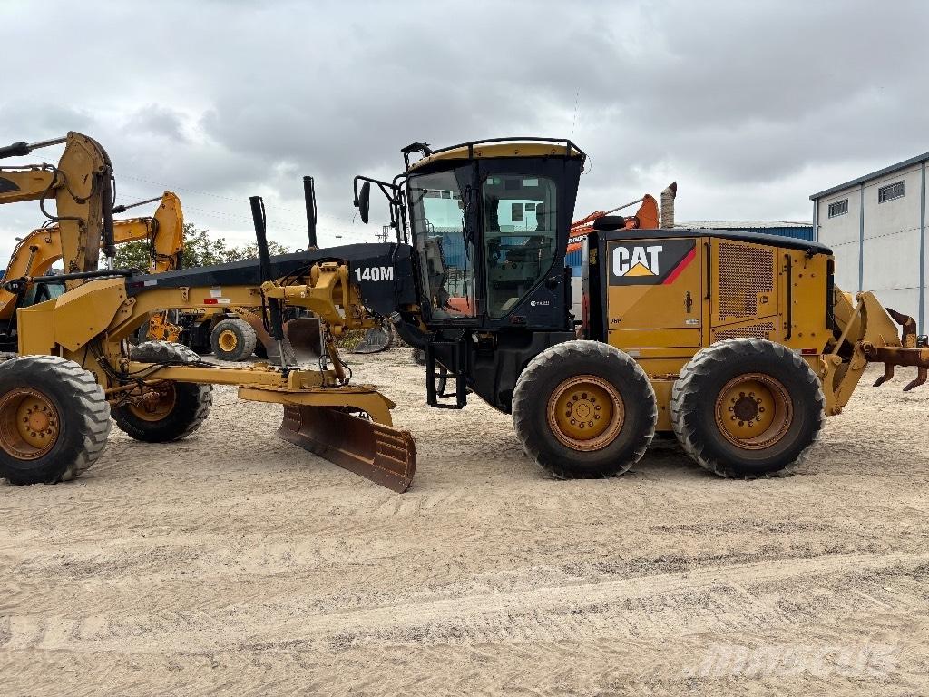 CAT 140M Vejhøvle / Gradere