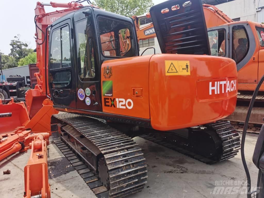 Hitachi EX 120-5 Gravemaskiner på larvebånd