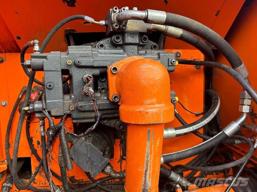 Doosan DX 380 LC Gravemaskiner på larvebånd