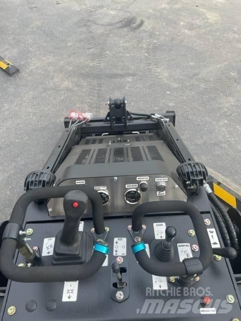 KRT ST 900 HD Minilæsser - skridstyret