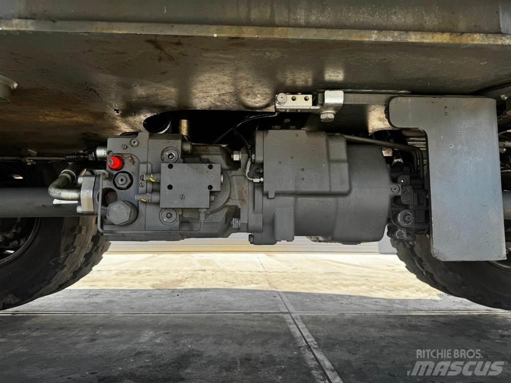Liebherr LH 30 M Materialehåndteringsmaskiner