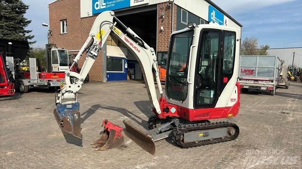 Takeuchi TB216 Minigravemaskiner