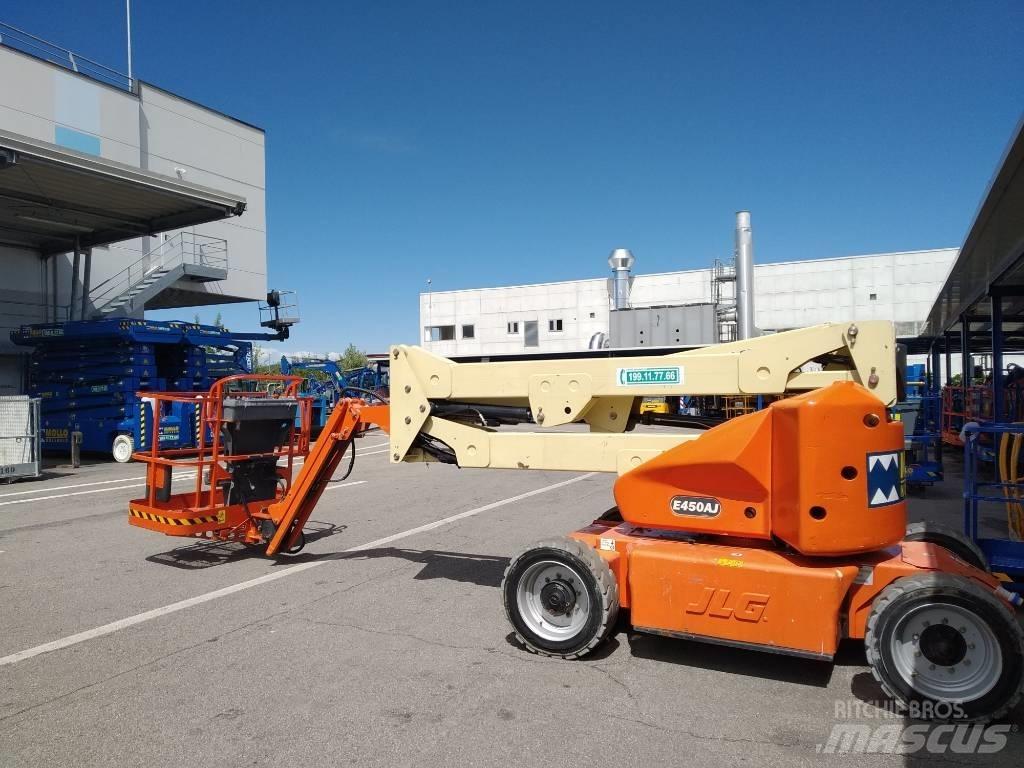 JLG E 450 AJ Bomlifte med knækarm