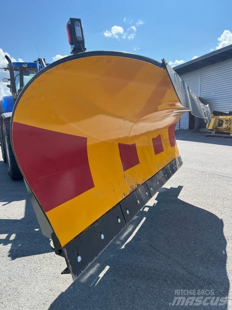 Snowline 4000 TA PK Sneskovle og -plove
