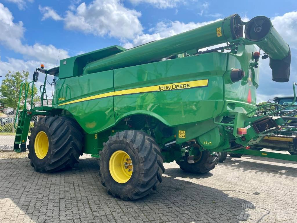 John Deere S 690 i Mejetærskere