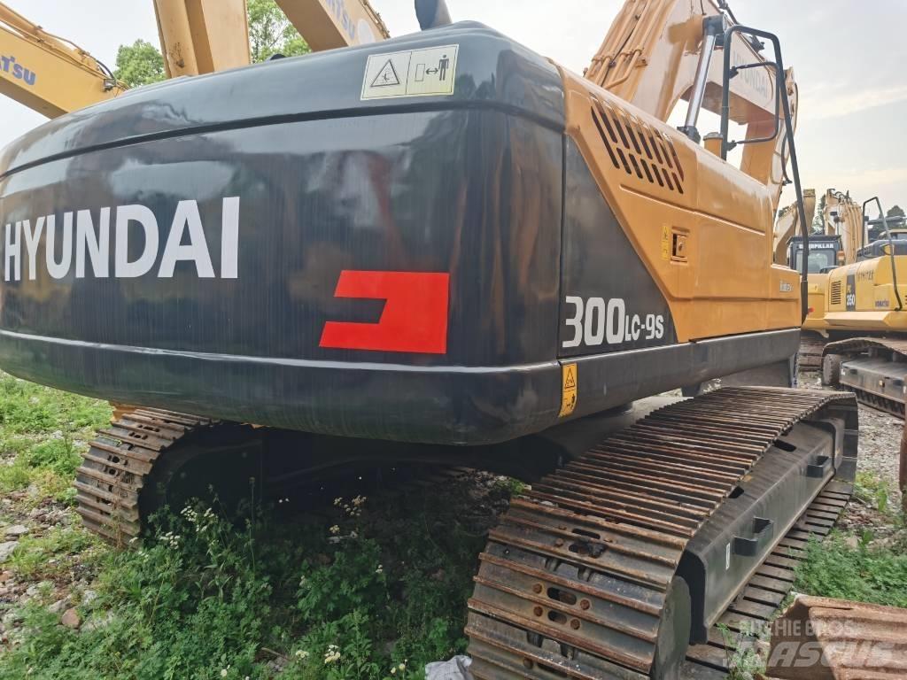 Hyundai R 300LC-9S Gravemaskiner på larvebånd