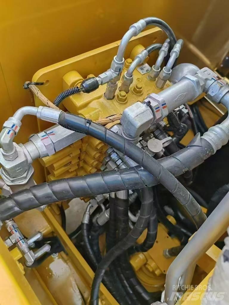 CAT 307E2 Gravemaskiner på larvebånd