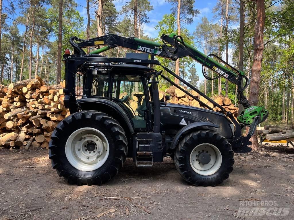 Valtra T183 Vesu Traktorer