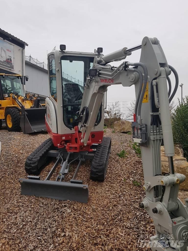 Takeuchi TB225 Minigravemaskiner