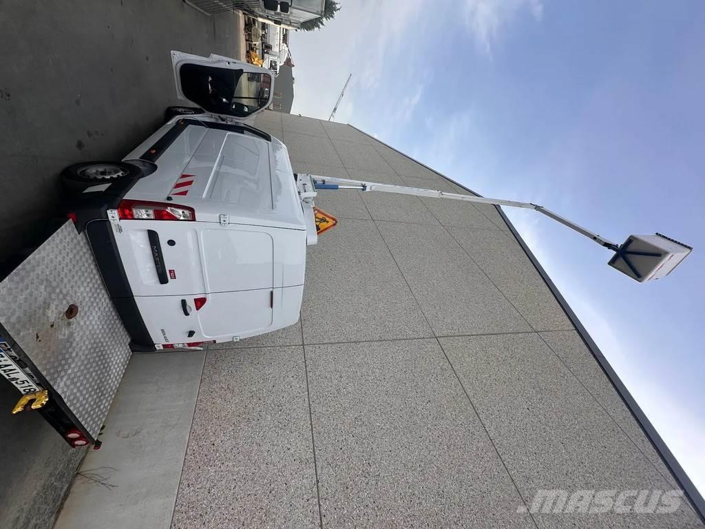 Renault Master 145 Lastbilmonterede lifte