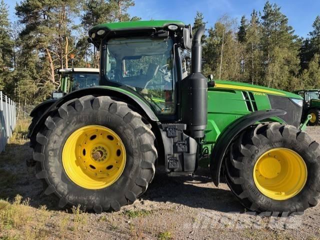 John Deere 7290 R Traktorer
