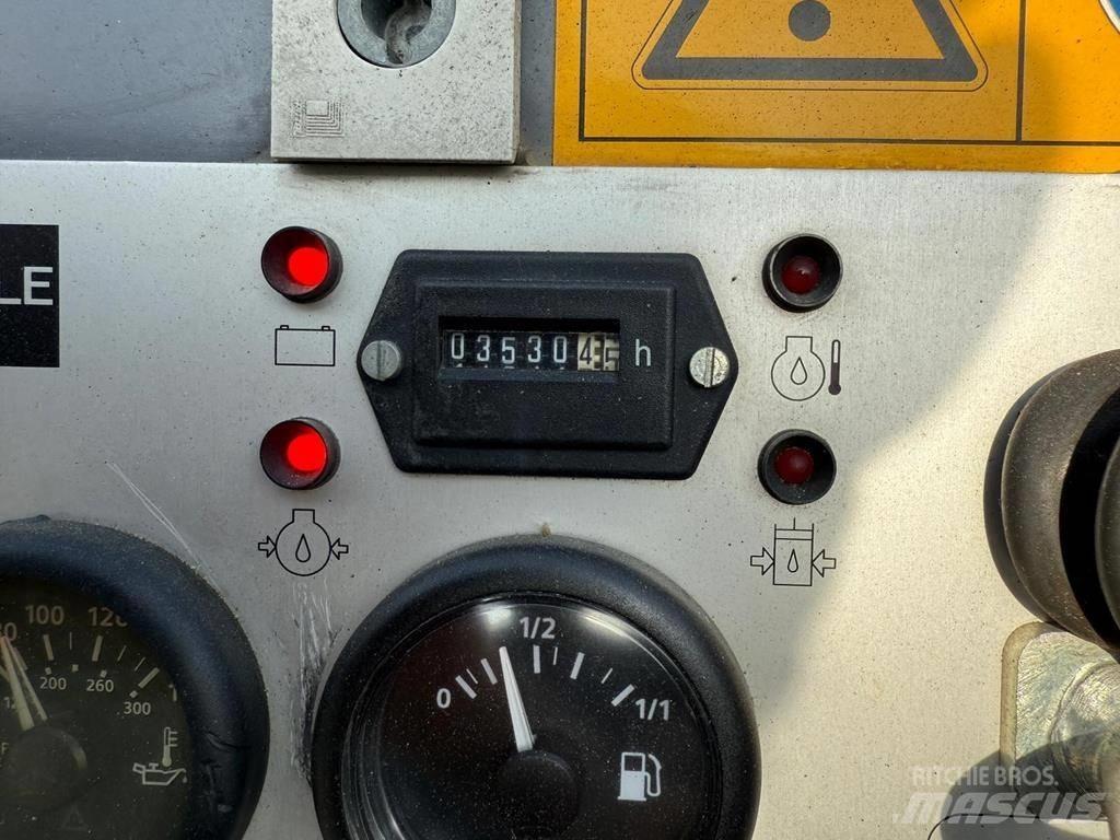 Vögele Super 800 Asfaltudlæggere