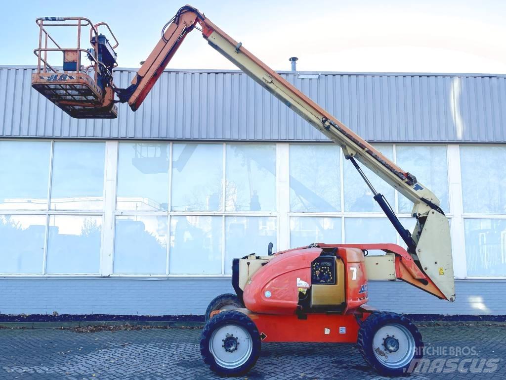 JLG 600 AJ Teleskoplifte