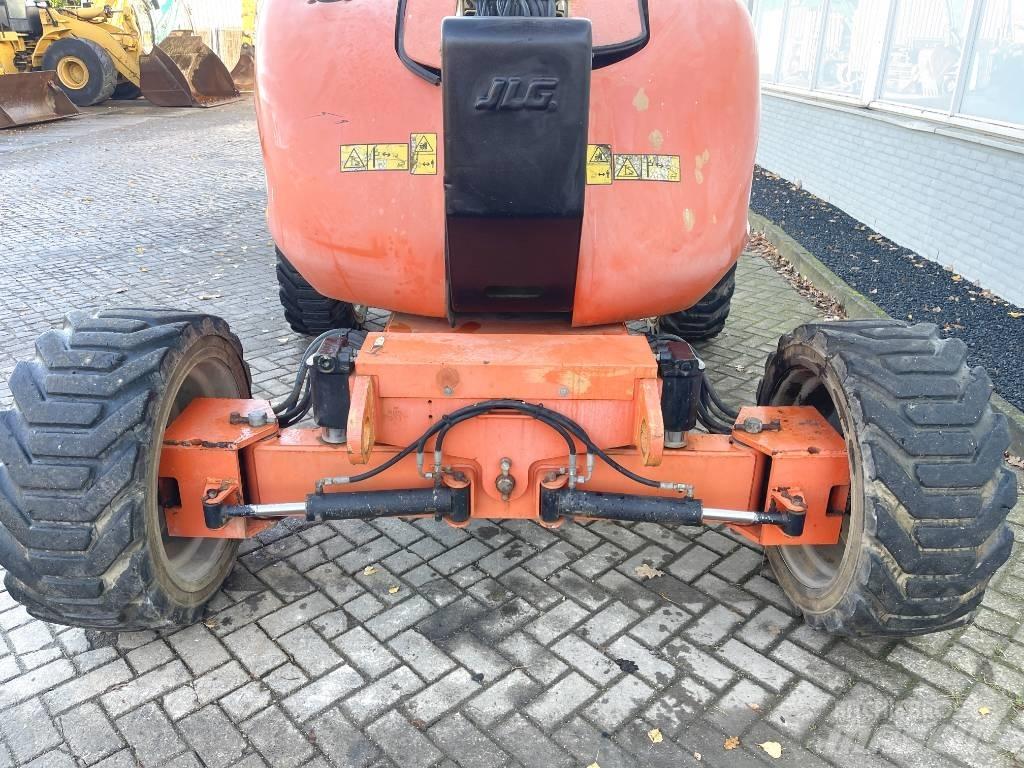 JLG 600 AJ Teleskoplifte