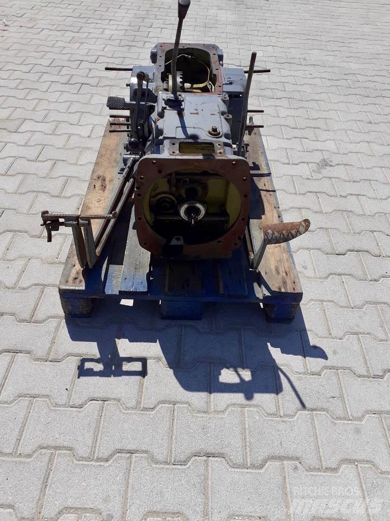 Fendt 103 GEARBOX Chassis og suspension