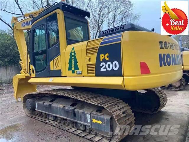 Komatsu PC 200 Gravemaskiner på larvebånd