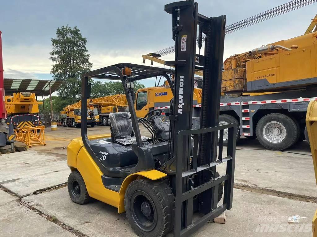 Komatsu FD 30 T-14 Diesel gaffeltrucks