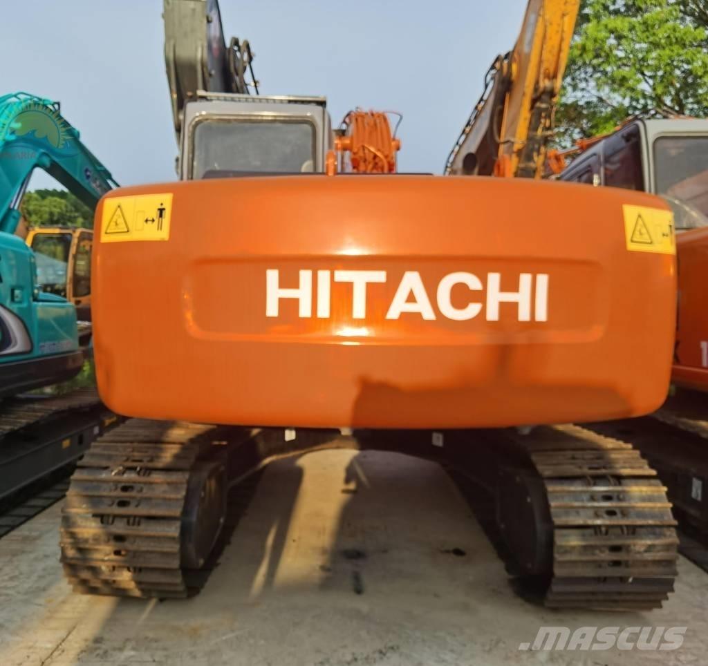 Hitachi EX 120 Gravemaskiner på larvebånd
